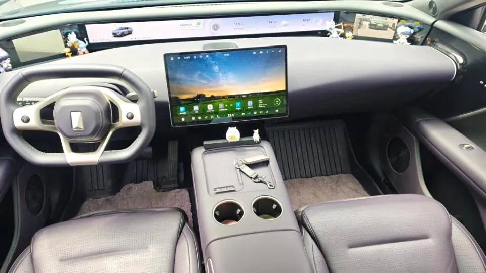 2024 Avatr 07 1.5T 156HP L4 REEV 39.05KWH,autocango,china used car exporter,china ev exporter,chinese used car exporter,chinese used ev exporter