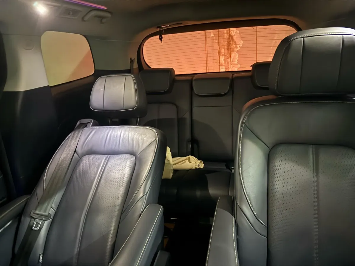 2021 GAC Trumpchi M8 2.0T 252HP L4 8AT,autocango,china used car exporter,china ev exporter,chinese used car exporter,chinese used ev exporter