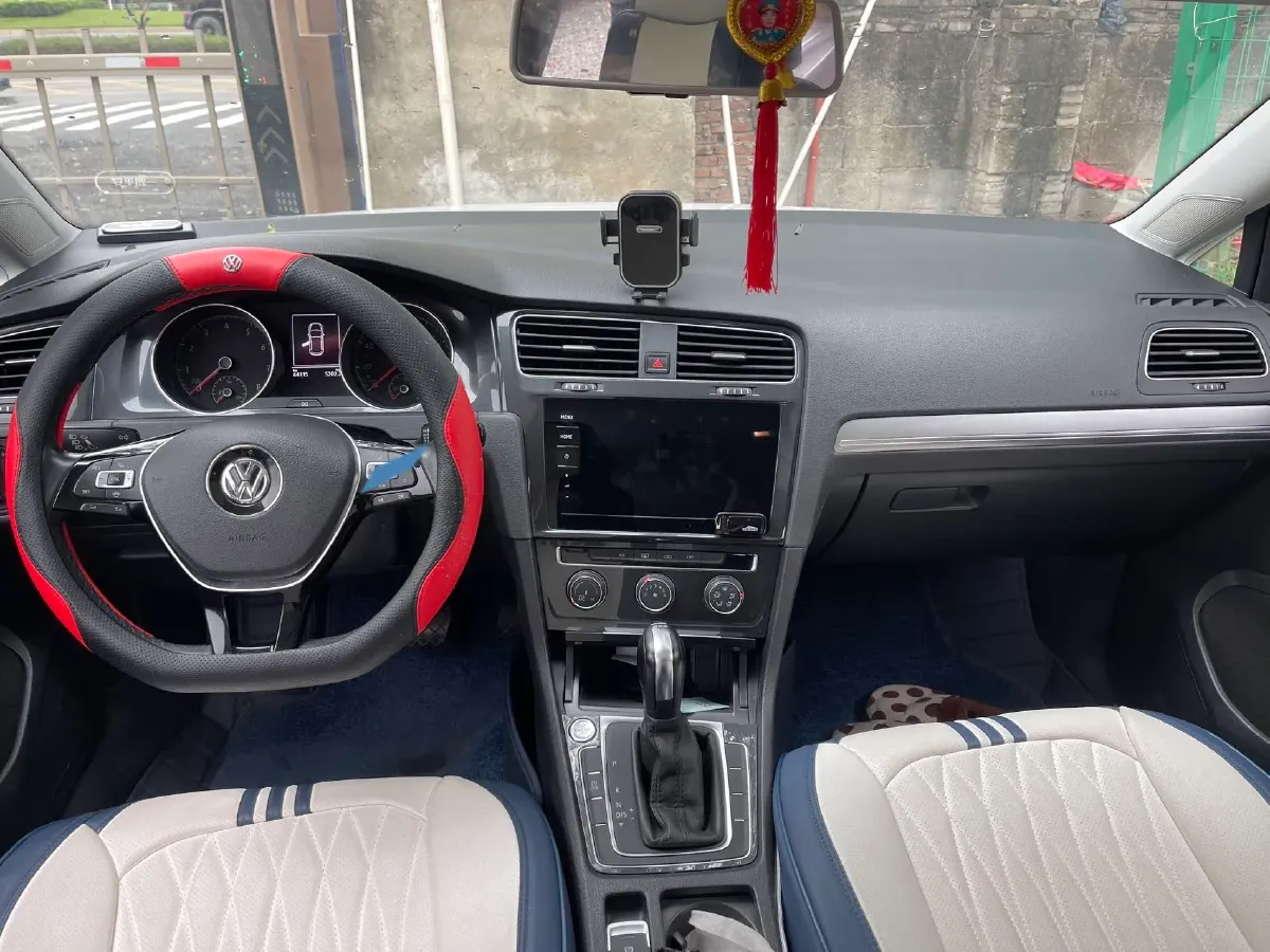 2020 Volkswagen Golf 1.4T 150HP L4 7DCT,autocango,china used car exporter,china ev exporter,chinese used car exporter,chinese used ev exporter