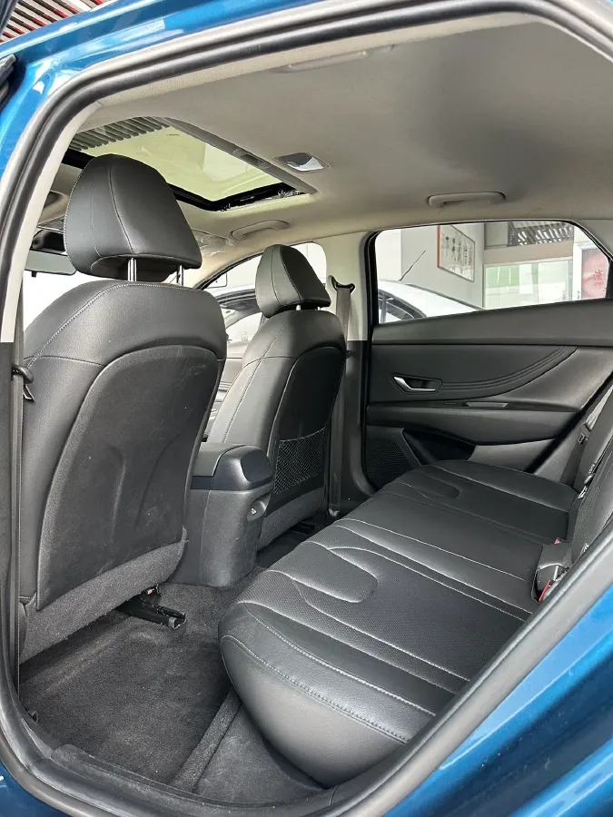 2021 Hyundai Elantra 1.5L 115HP L4 CVT,autocango,china used car exporter,china ev exporter,chinese used car exporter,chinese used ev exporter