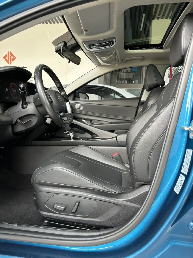 2021 Hyundai Elantra 1.5L 115HP L4 CVT,autocango,china used car exporter,china ev exporter,chinese used car exporter,chinese used ev exporter