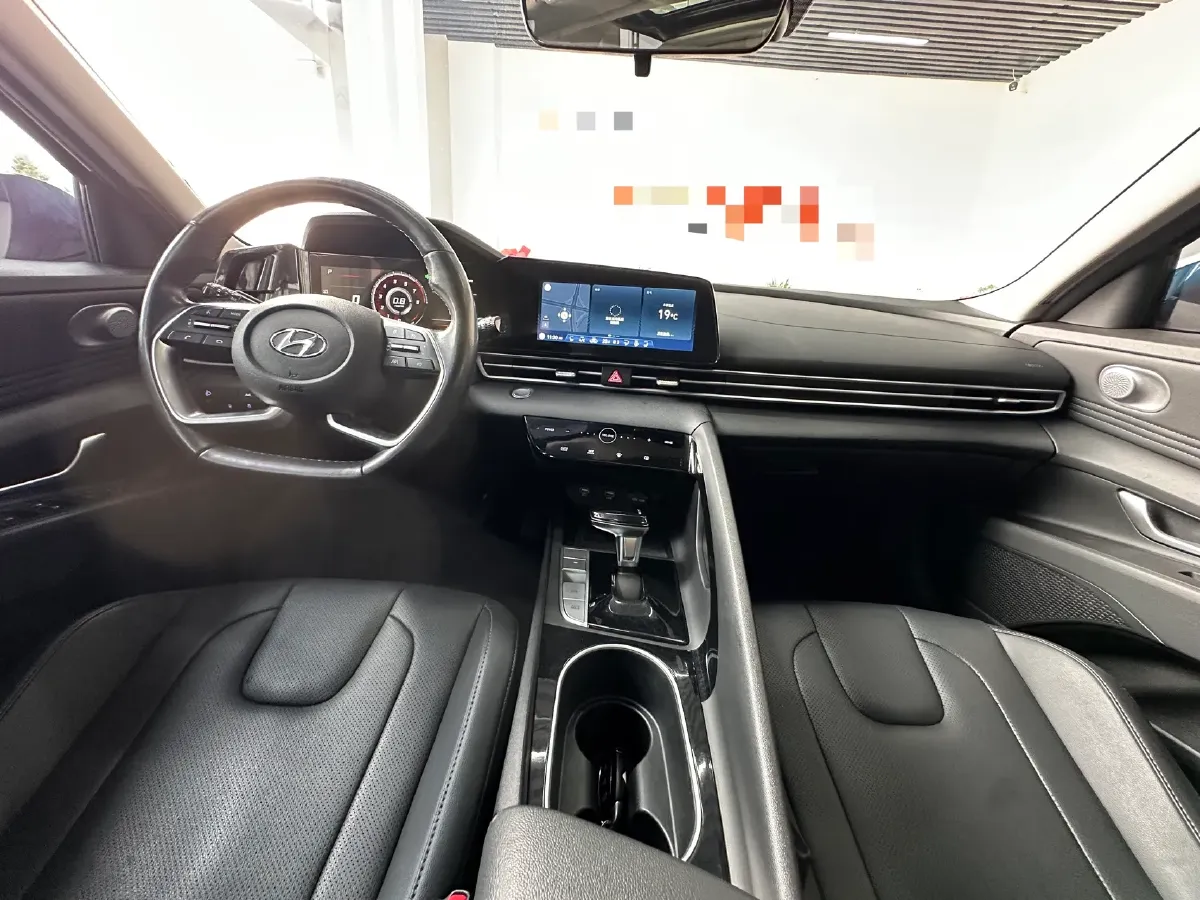 2021 Hyundai Elantra 1.5L 115HP L4 CVT,autocango,china used car exporter,china ev exporter,chinese used car exporter,chinese used ev exporter