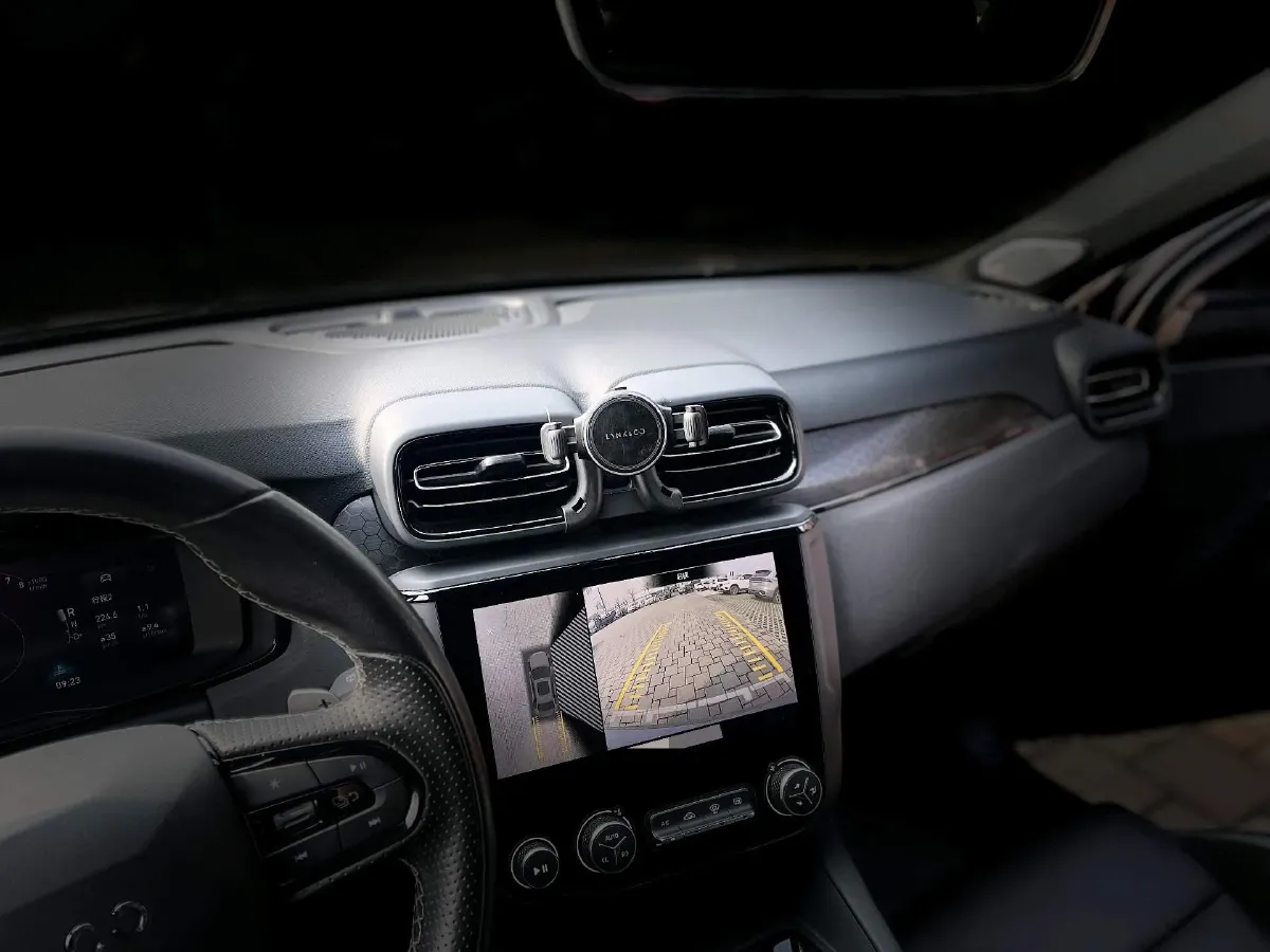 2022 LYNK&CO 03 2.0T 190HP L4 7DCT,autocango,china used car exporter,china ev exporter,chinese used car exporter,chinese used ev exporter