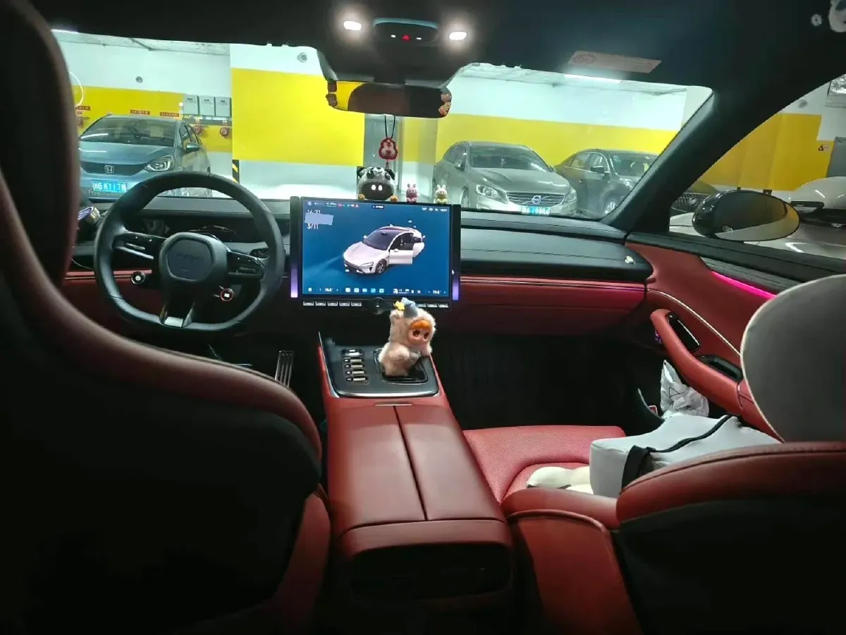 2024 MI SU7 BEV 101KWH,autocango,china used car exporter,china ev exporter,chinese used car exporter,chinese used ev exporter