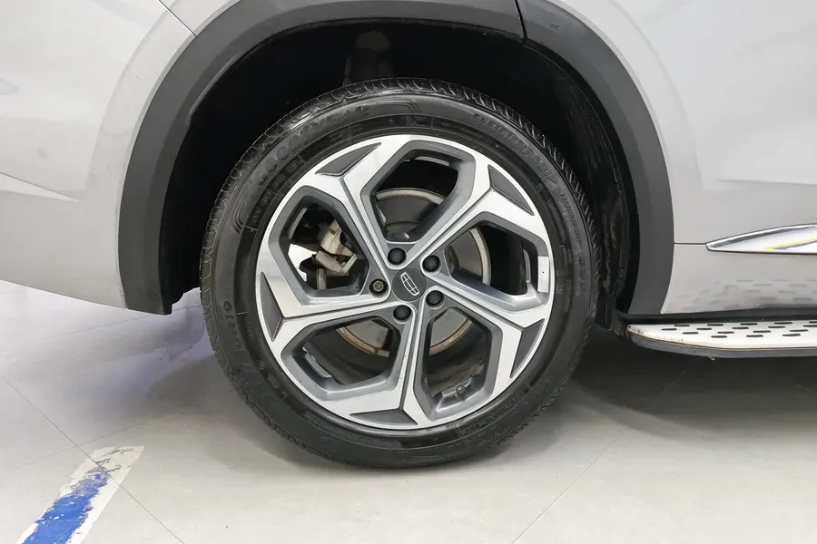 2021 Geely Monjaro 2.0T 218HP L4 7DCT,autocango,china used car exporter,china ev exporter,chinese used car exporter,chinese used ev exporter