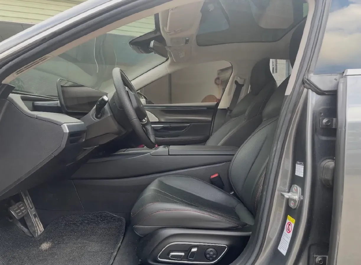 2022 DongFeng Forthing M7 2.0T 224HP L4 8AT,autocango,china used car exporter,china ev exporter,chinese used car exporter,chinese used ev exporter