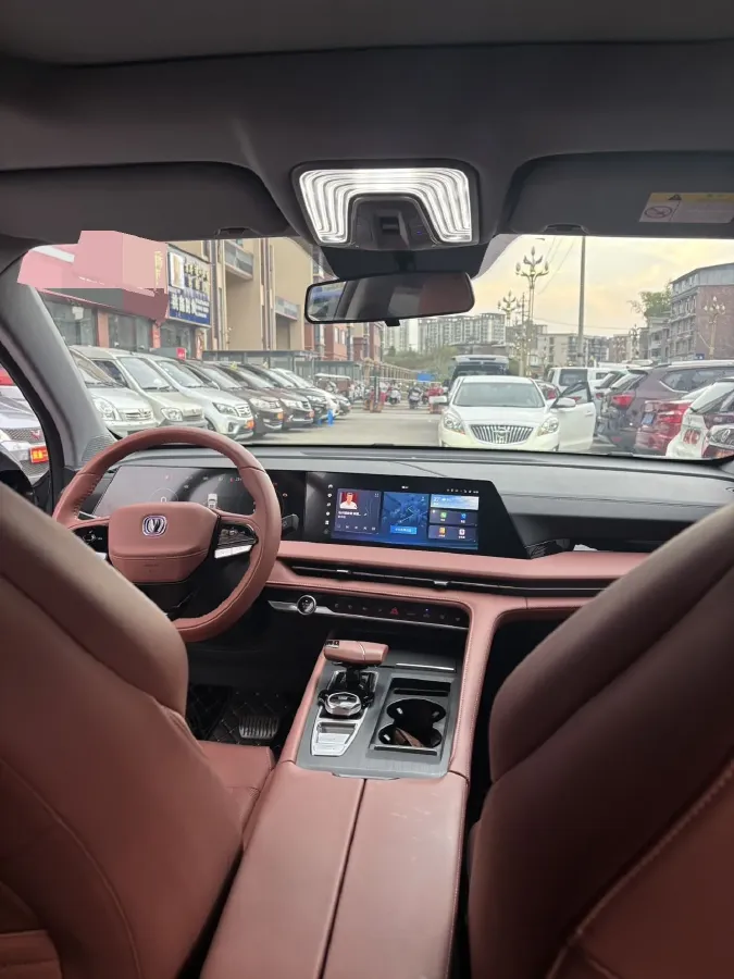 2023 ChangAn CS75 Plus 1.5T 188HP L4 8AT,autocango,china used car exporter,china ev exporter,chinese used car exporter,chinese used ev exporter