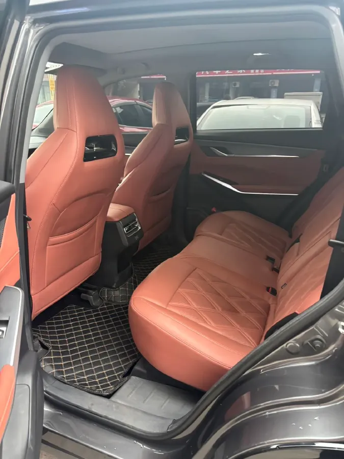 2023 ChangAn CS75 Plus 1.5T 188HP L4 8AT,autocango,china used car exporter,china ev exporter,chinese used car exporter,chinese used ev exporter