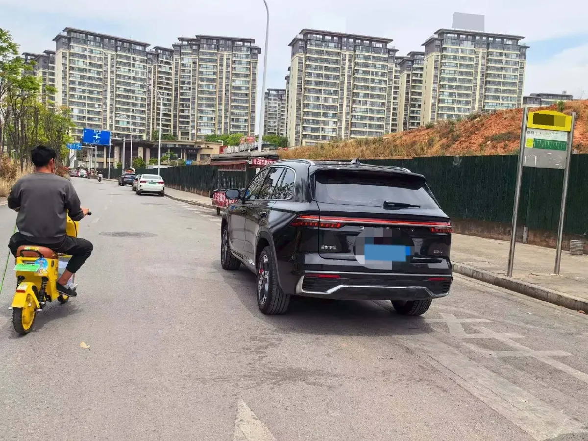 2024 Geely Monjaro 2.0T 238HP L4 8AT,autocango,china used car exporter,china ev exporter,chinese used car exporter,chinese used ev exporter