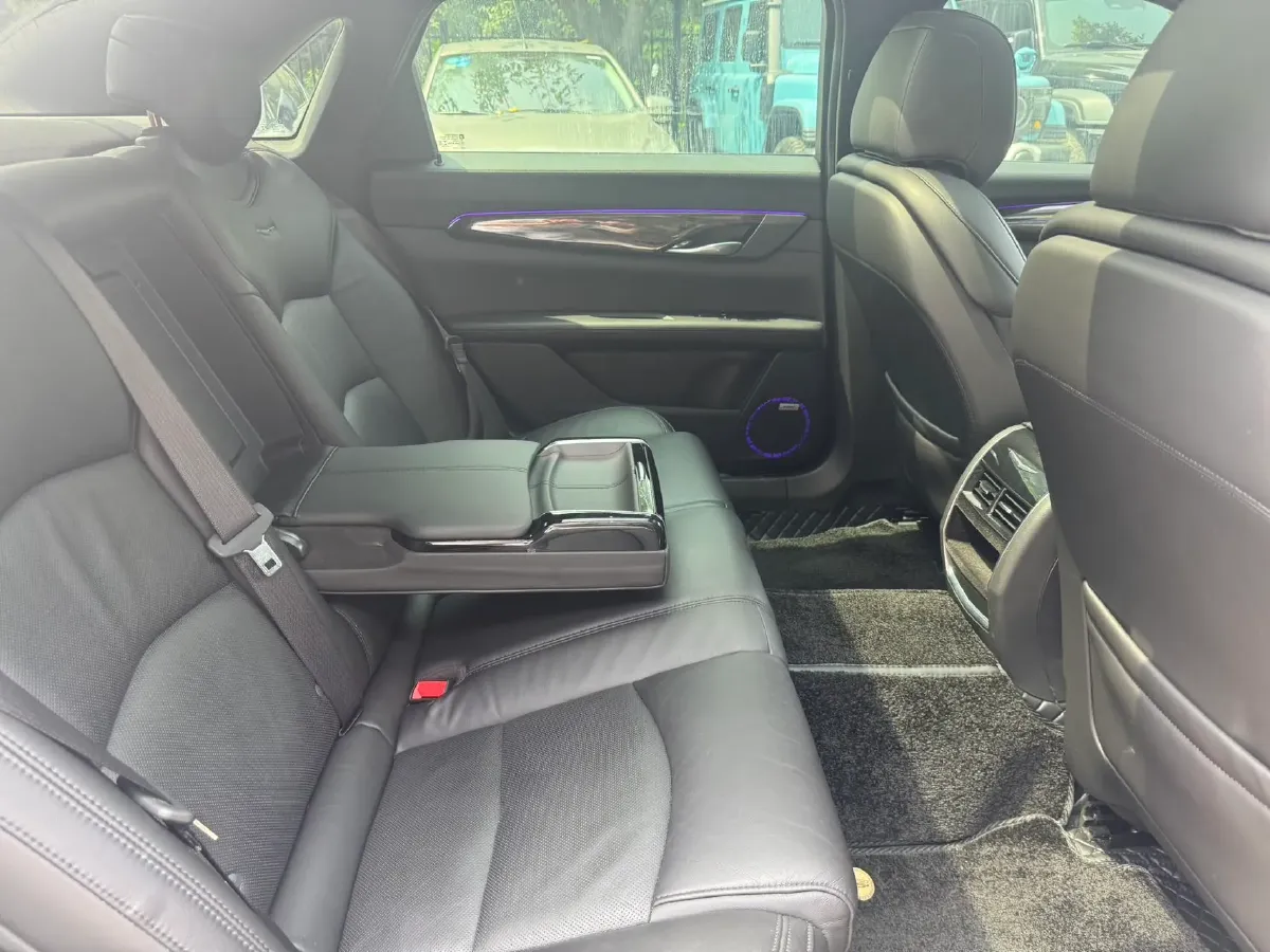 2020 Cadillac CT6 2.0T 241HP L4 10AT,autocango,china used car exporter,china ev exporter,chinese used car exporter,chinese used ev exporter