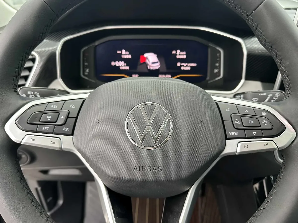 2023 Volkswagen Tayron 1.4T 150HP L4 7DCT,autocango,china used car exporter,china ev exporter,chinese used car exporter,chinese used ev exporter