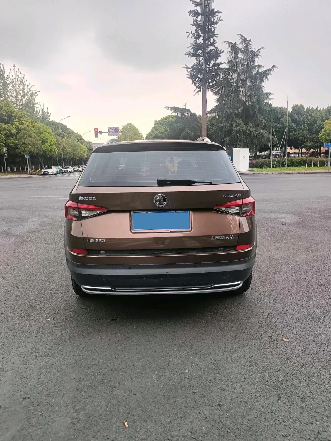 2018 Skoda Kodiak 2.0T 186HP L4 7DCT,autocango,china used car exporter,china ev exporter,chinese used car exporter,chinese used ev exporter