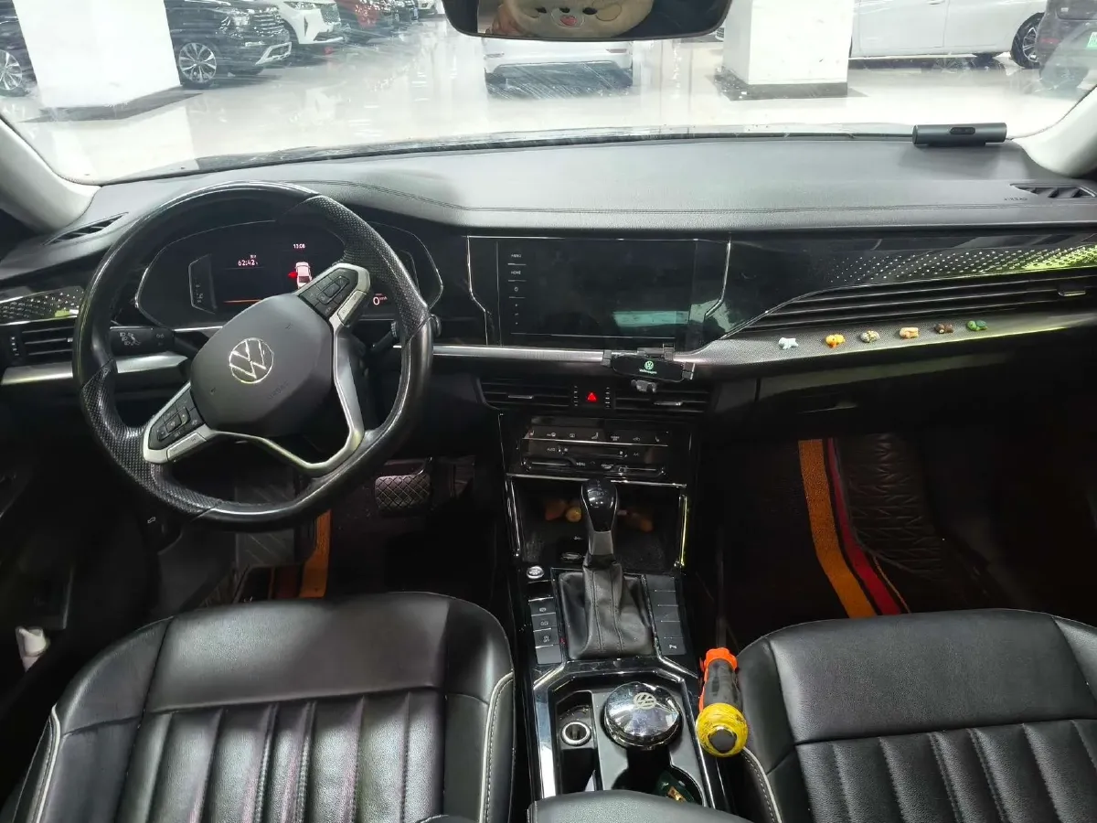 2022 Volkswagen Passat 2.0T 186HP L4 7DCT,autocango,china used car exporter,china ev exporter,chinese used car exporter,chinese used ev exporter