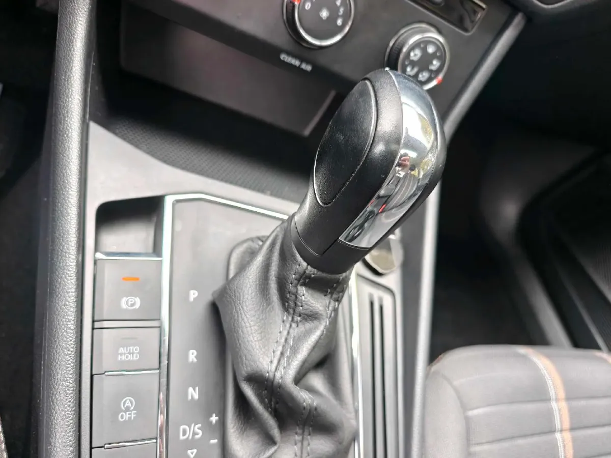 2021 Volkswagen Lavida 1.4T 150HP L4 7DCT,autocango,china used car exporter,china ev exporter,chinese used car exporter,chinese used ev exporter