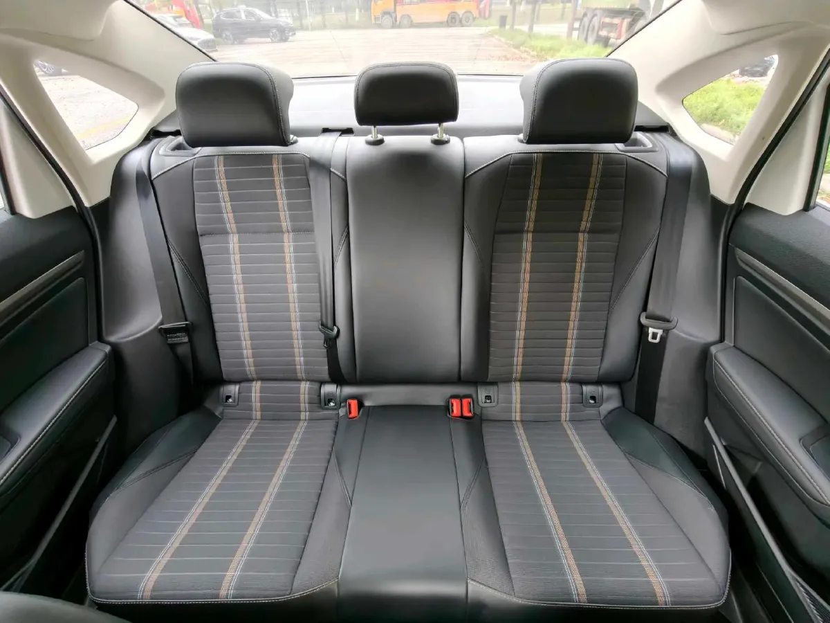 2021 Volkswagen Lavida 1.4T 150HP L4 7DCT,autocango,china used car exporter,china ev exporter,chinese used car exporter,chinese used ev exporter