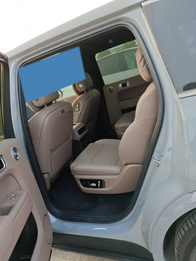 2025 Li L9 Range Extended 154HP REEV,autocango,china used car exporter,china ev exporter,chinese used car exporter,chinese used ev exporter