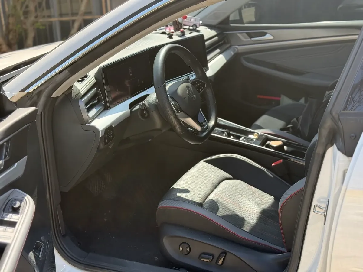 2023 Volkswagen Lamando 1.4T 150HP L4 7DCT,autocango,china used car exporter,china ev exporter,chinese used car exporter,chinese used ev exporter