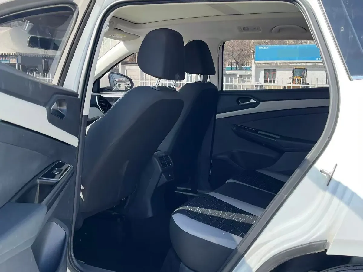 2022 Jetta VS7 1.4T 150HP L4 6AT,autocango,china used car exporter,china ev exporter,chinese used car exporter,chinese used ev exporter