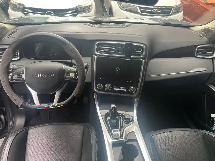 2018 Isuzu Mu-X 1.9T 163HP L4 6AT,autocango,china used car exporter,china ev exporter,chinese used car exporter,chinese used ev exporter