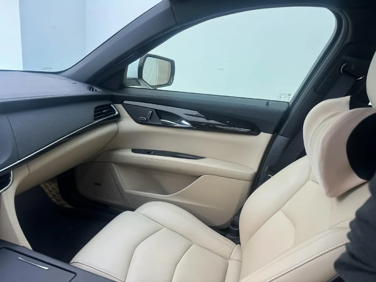 2021 Cadillac CT6 2.0T 237HP L4 10AT,autocango,china used car exporter,china ev exporter,chinese used car exporter,chinese used ev exporter