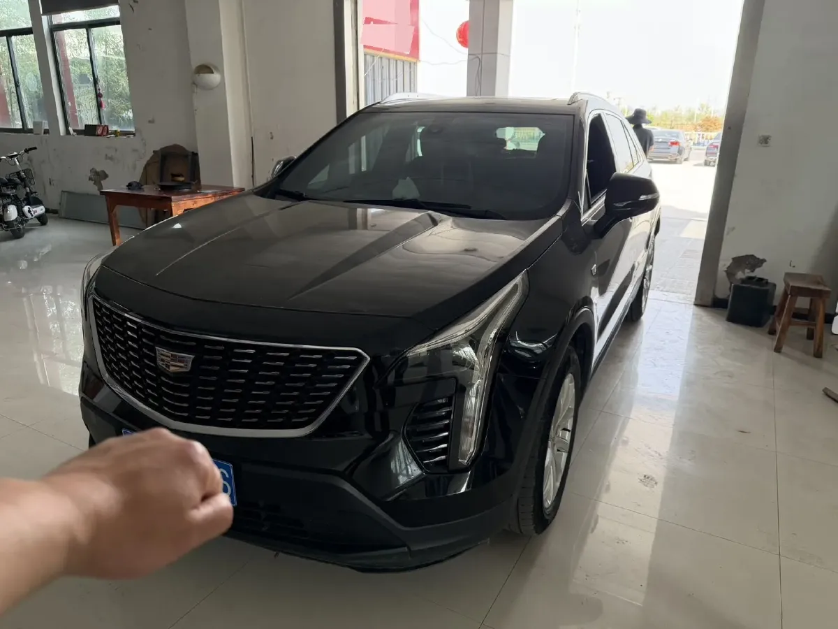 2022 Cadillac XT4 2.0T 237HP L4 9AT,autocango,china used car exporter,china ev exporter,chinese used car exporter,chinese used ev exporter