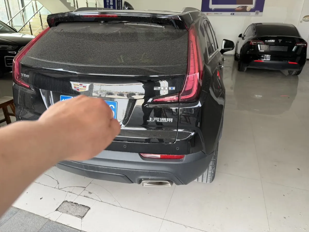 2022 Cadillac XT4 2.0T 237HP L4 9AT,autocango,china used car exporter,china ev exporter,chinese used car exporter,chinese used ev exporter