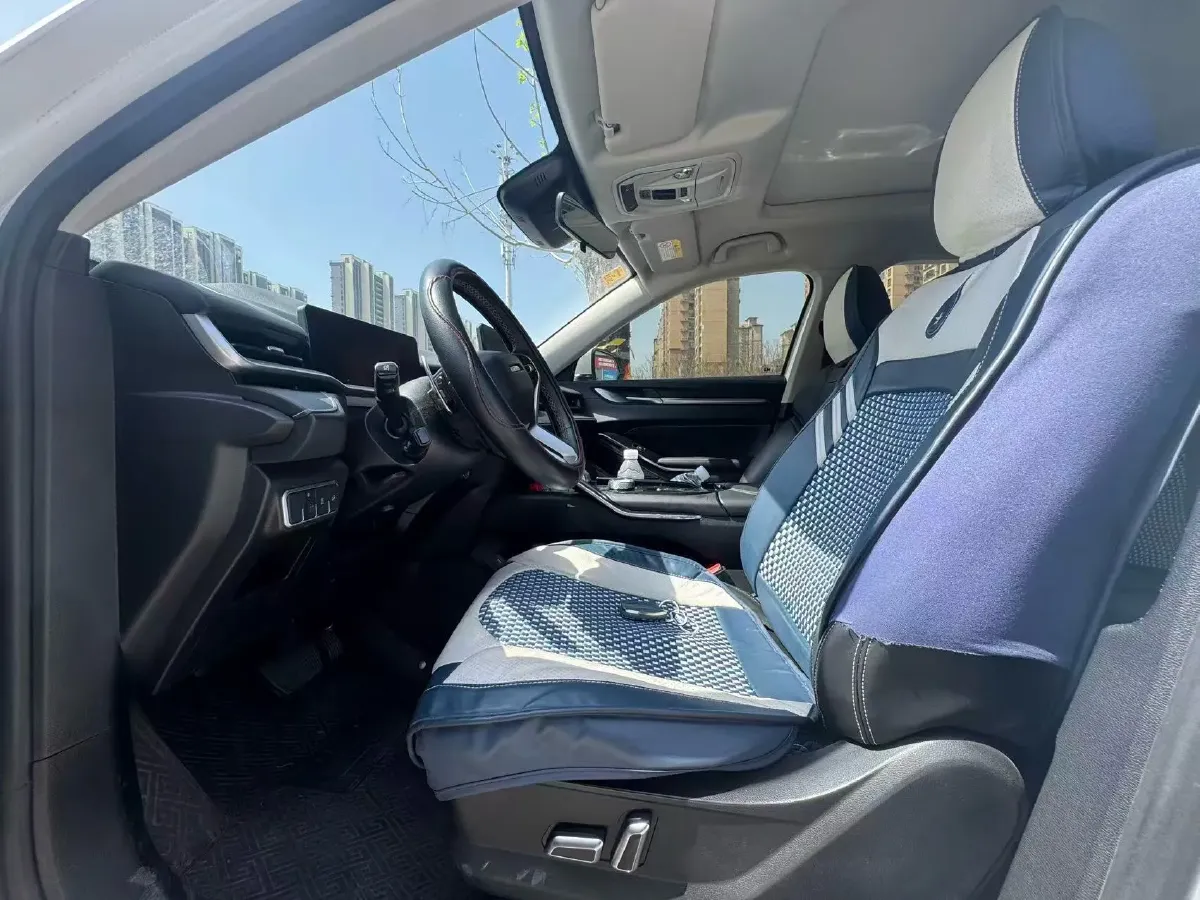 2021 Haval H6 2.0T 211HP L4 7DCT,autocango,china used car exporter,china ev exporter,chinese used car exporter,chinese used ev exporter