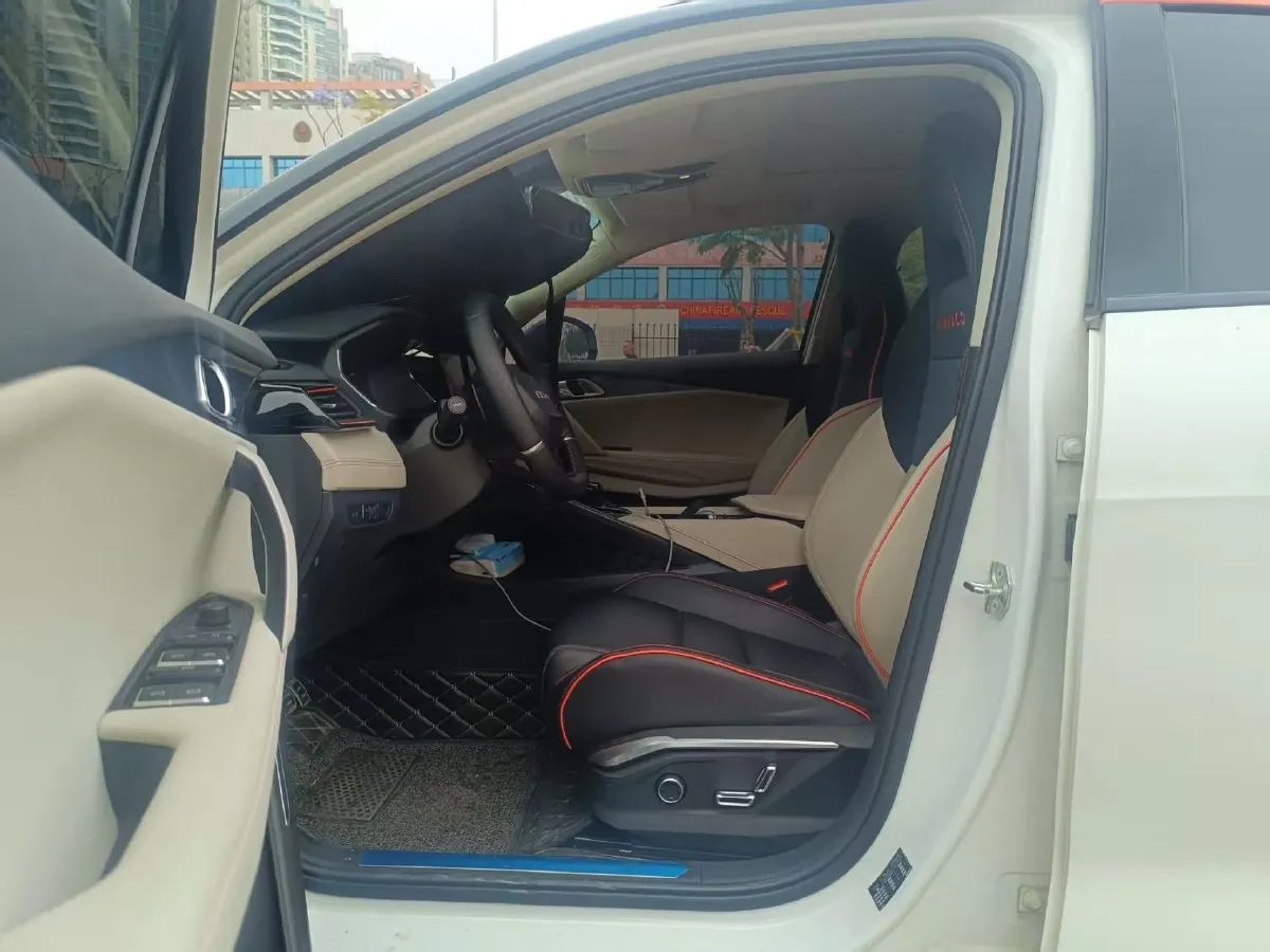 2020 LYNK&CO 06 1.5T 177HP L3 7DCT,autocango,china used car exporter,china ev exporter,chinese used car exporter,chinese used ev exporter