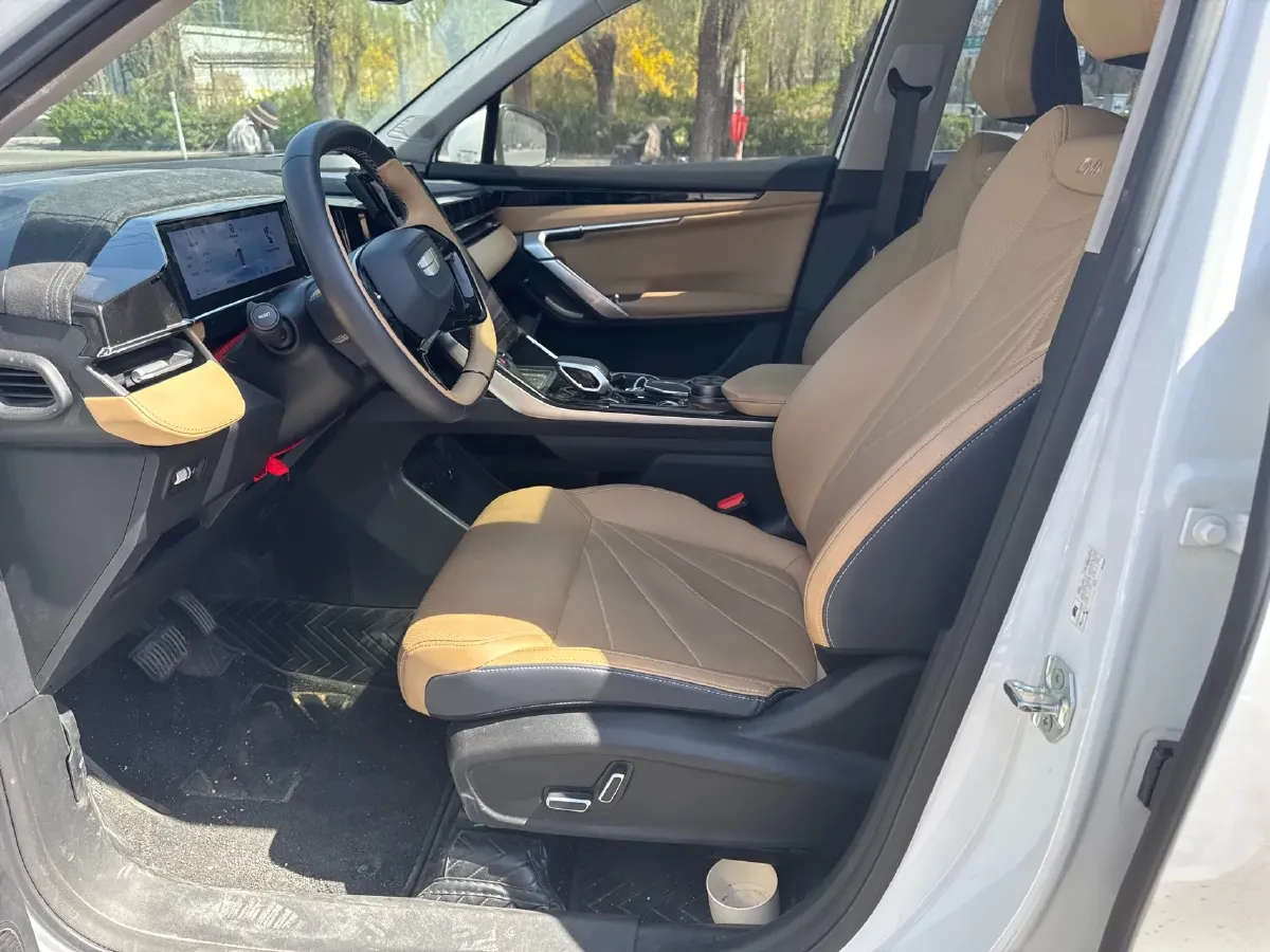 2023 Geely StarRay 1.5T 181HP L4 7DCT,autocango,china used car exporter,china ev exporter,chinese used car exporter,chinese used ev exporter