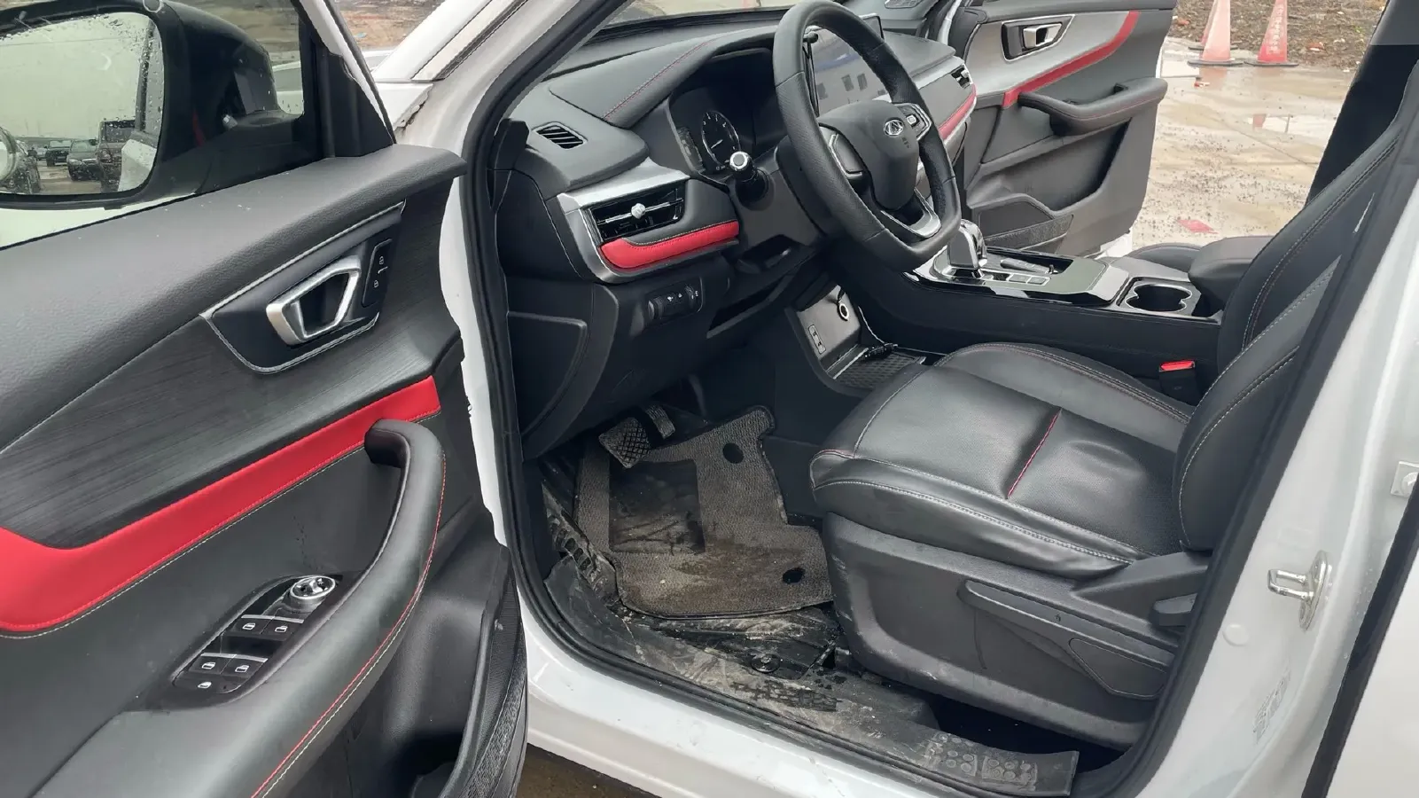 2022 Chery Tiggo 7 1.5T 156HP L4 CVT,autocango,china used car exporter,china ev exporter,chinese used car exporter,chinese used ev exporter