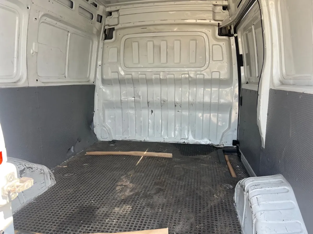 2020 MAXUS XinTu V80 2.5T 136HP L4 6MT,autocango,china used car exporter,china ev exporter,chinese used car exporter,chinese used ev exporter