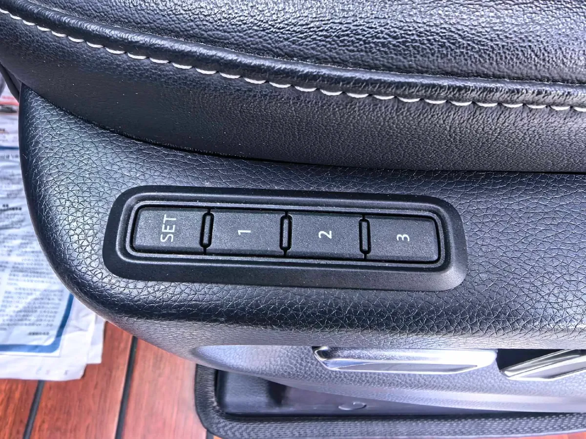 2021 GAC Trumpchi M8 2.0T 252HP L4 8AT,autocango,china used car exporter,china ev exporter,chinese used car exporter,chinese used ev exporter