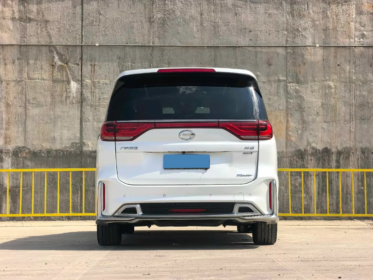 2021 GAC Trumpchi M8 2.0T 252HP L4 8AT,autocango,china used car exporter,china ev exporter,chinese used car exporter,chinese used ev exporter