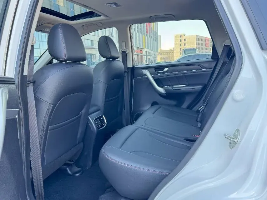 2019 Haval M6 1.5T 150HP L4 7DCT,autocango,china used car exporter,china ev exporter,chinese used car exporter,chinese used ev exporter