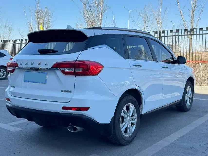 2019 Haval M6 1.5T 150HP L4 7DCT,autocango,china used car exporter,china ev exporter,chinese used car exporter,chinese used ev exporter