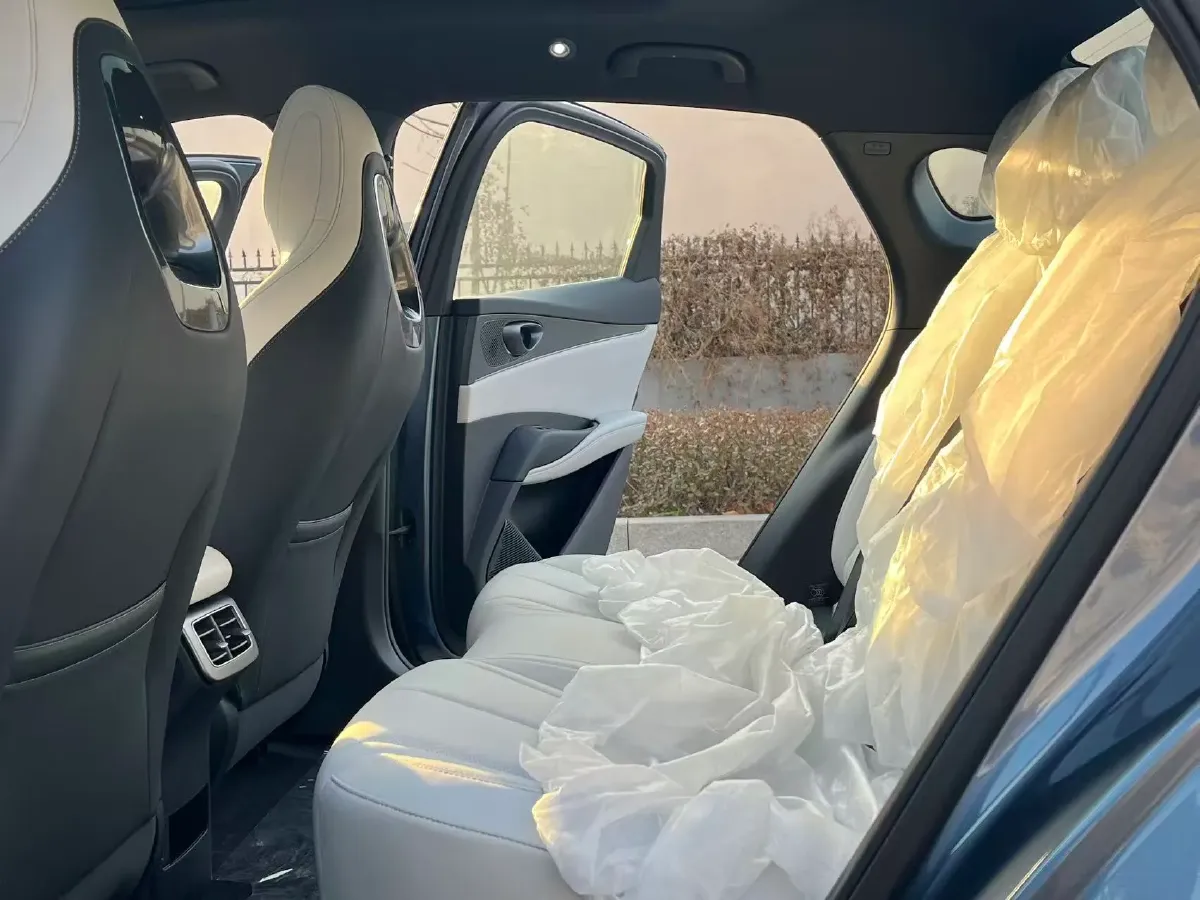 2024 BYD Seal 06 1.5L 101HP L4 E-CVT PHEV 15.87KWH,autocango,china used car exporter,china ev exporter,chinese used car exporter,chinese used ev exporter