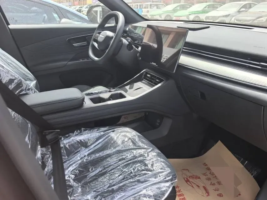 2026 Chery Tiggo 8 1.6T 200HP L4 7DCT,autocango,china used car exporter,china ev exporter,chinese used car exporter,chinese used ev exporter