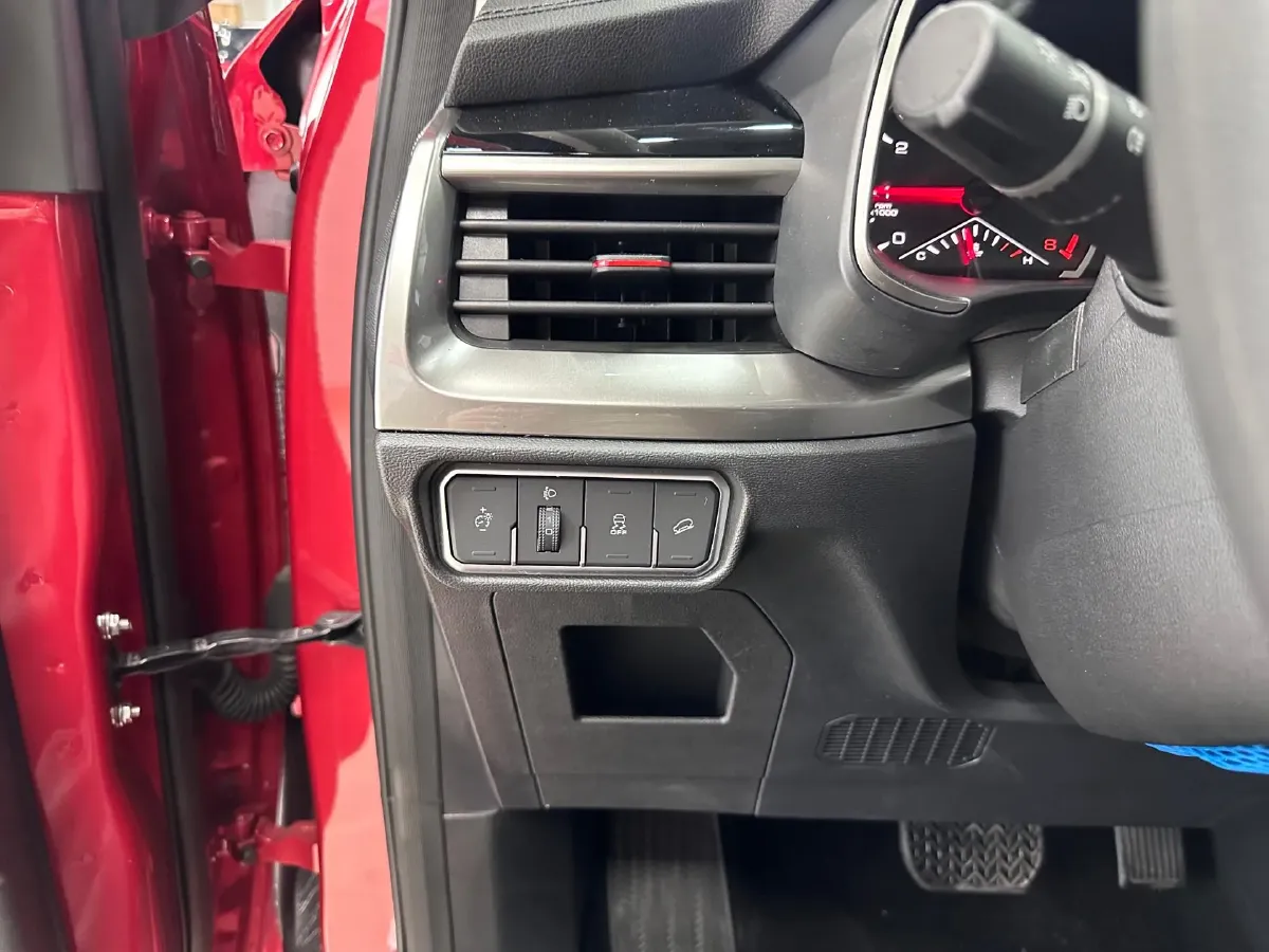 2023 Haval H6 1.5T 150HP L4 7DCT,autocango,china used car exporter,china ev exporter,chinese used car exporter,chinese used ev exporter