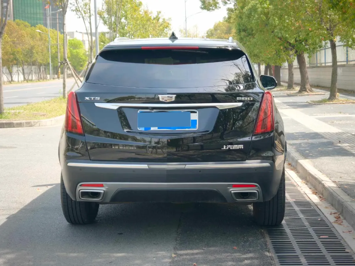 2021 Cadillac XT5 2.0T 237HP L4 9AT,autocango,china used car exporter,china ev exporter,chinese used car exporter,chinese used ev exporter