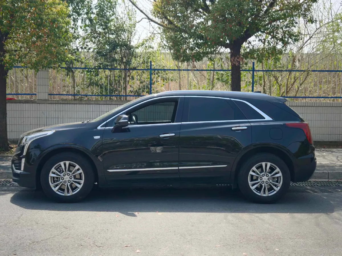 2021 Cadillac XT5 2.0T 237HP L4 9AT,autocango,china used car exporter,china ev exporter,chinese used car exporter,chinese used ev exporter