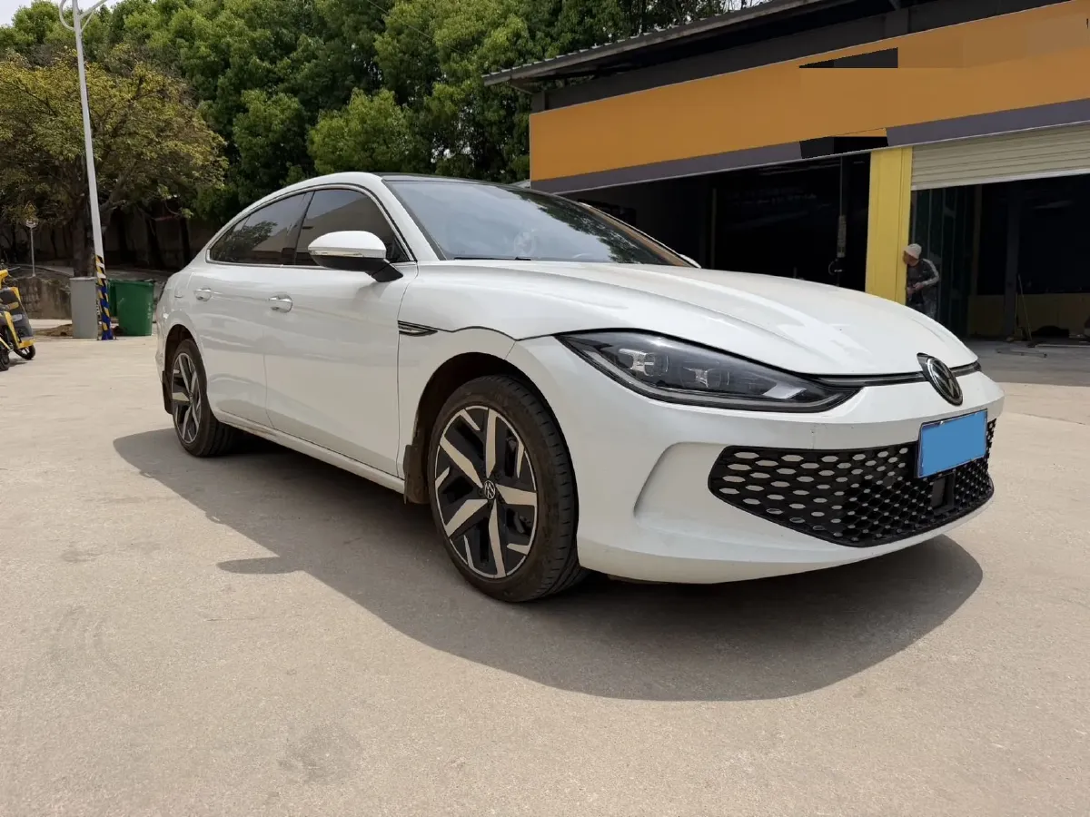 2024 Volkswagen Lamando 1.4T 150HP L4 7DCT,autocango,china used car exporter,china ev exporter,chinese used car exporter,chinese used ev exporter