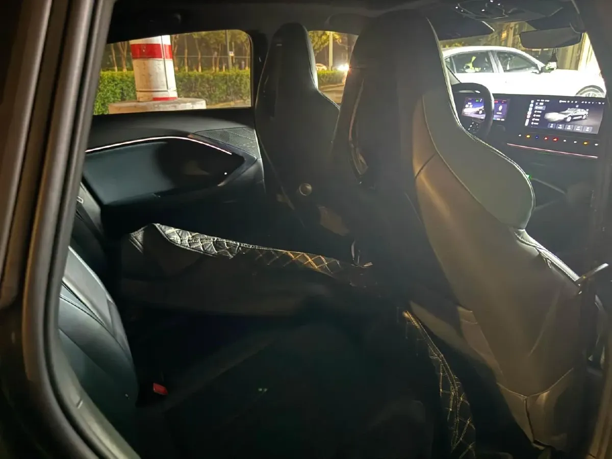 2023 MG 7 2.0T 261HP L4 9AT,autocango,china used car exporter,china ev exporter,chinese used car exporter,chinese used ev exporter