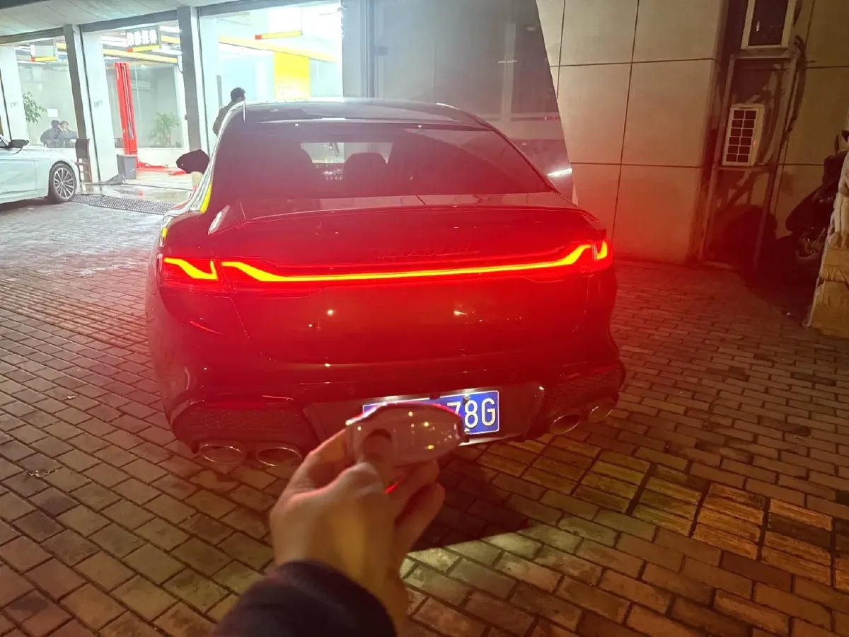 2023 MG 7 2.0T 261HP L4 9AT,autocango,china used car exporter,china ev exporter,chinese used car exporter,chinese used ev exporter