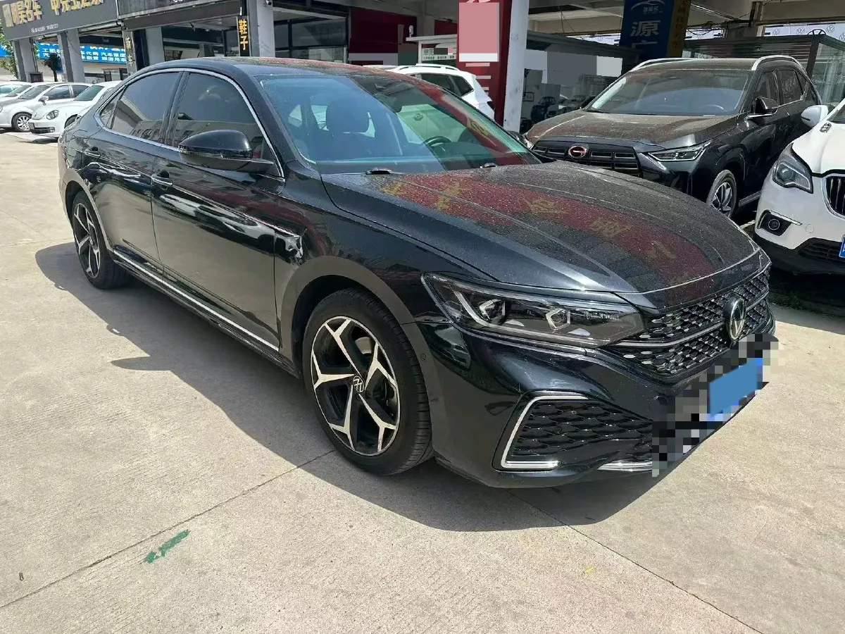 2023 Volkswagen Passat 2.0T 186HP L4 7DCT,autocango,china used car exporter,china ev exporter,chinese used car exporter,chinese used ev exporter
