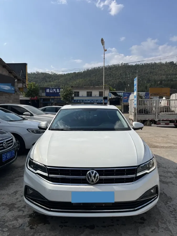 2019 MAXUS XinTu V80 2.5T 136HP L4 6MT,autocango,china used car exporter,china ev exporter,chinese used car exporter,chinese used ev exporter