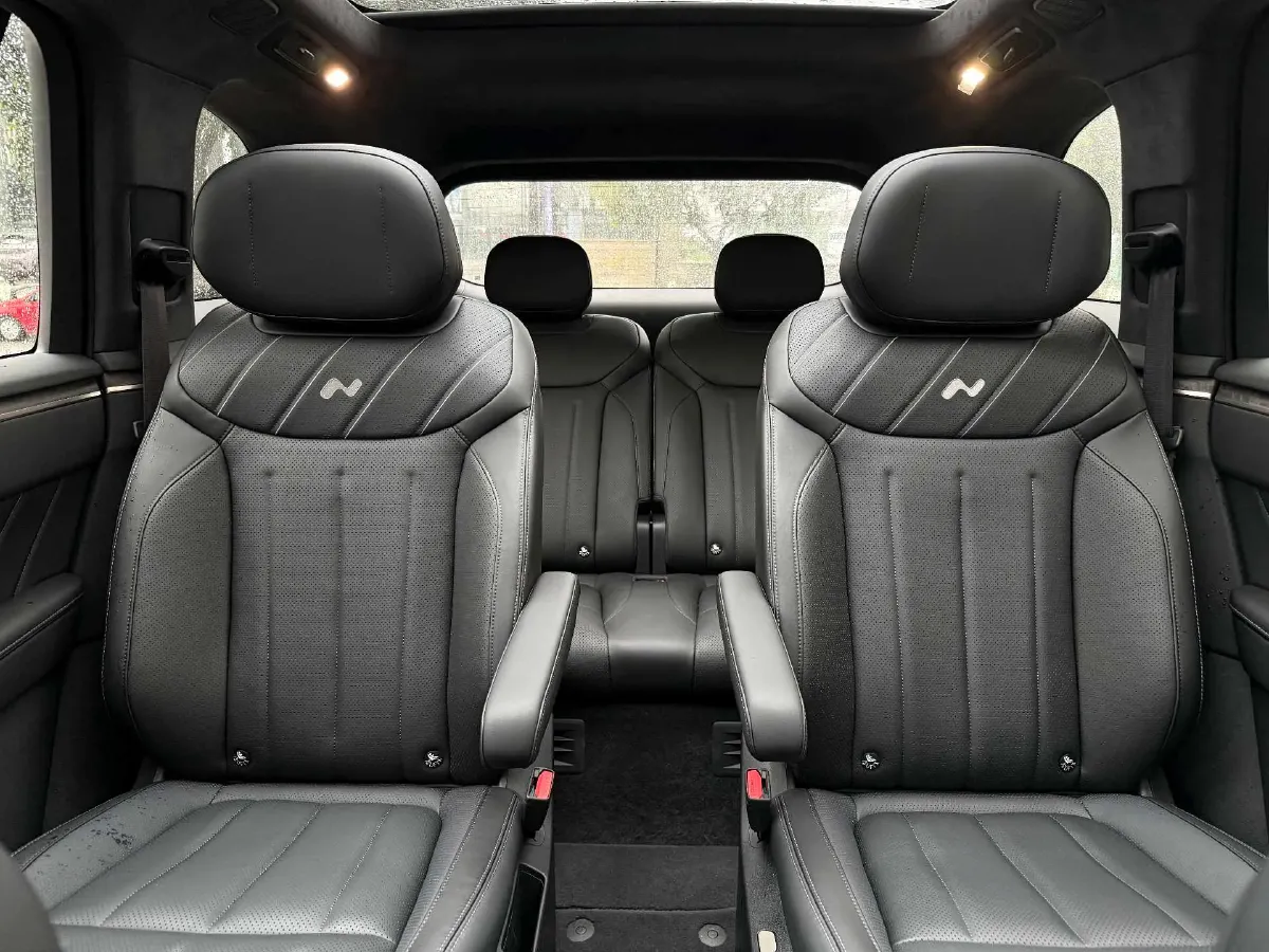 2025 ONVO L90 BEV,autocango,china used car exporter,china ev exporter,chinese used car exporter,chinese used ev exporter