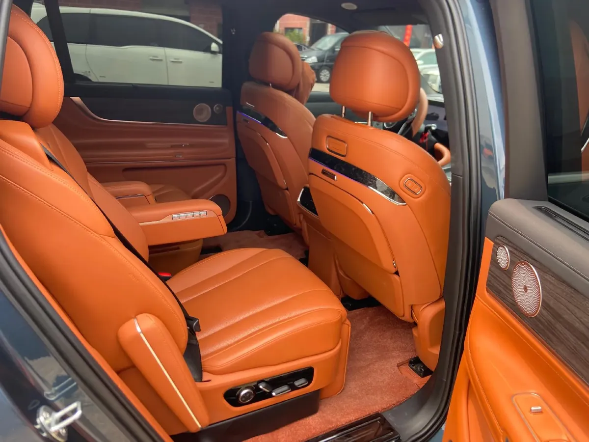 2024 AITO AITO M9 1.5T 152HP L4 REEV 42KWH,autocango,china used car exporter,china ev exporter,chinese used car exporter,chinese used ev exporter