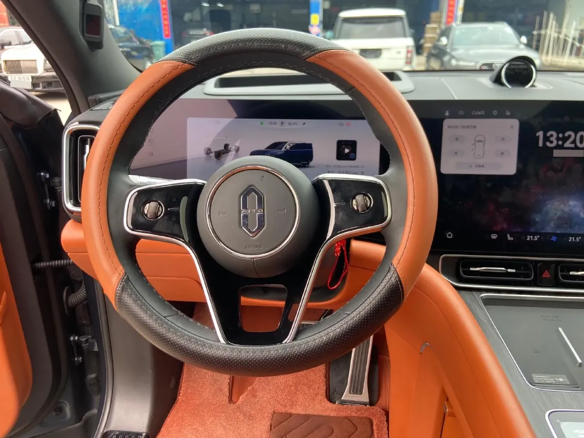 2024 AITO AITO M9 1.5T 152HP L4 REEV 42KWH,autocango,china used car exporter,china ev exporter,chinese used car exporter,chinese used ev exporter