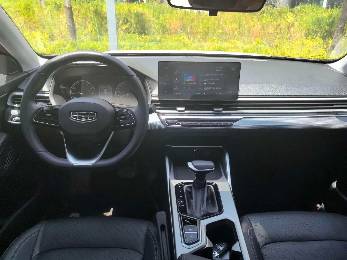 2023 Geely Emgrand 1.5L 127HP L4 CVT,autocango,china used car exporter,china ev exporter,chinese used car exporter,chinese used ev exporter