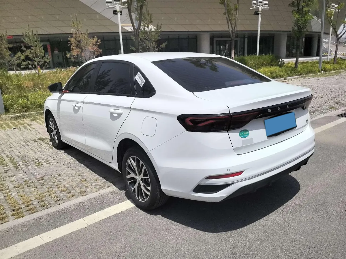 2023 Geely Emgrand 1.5L 127HP L4 CVT,autocango,china used car exporter,china ev exporter,chinese used car exporter,chinese used ev exporter